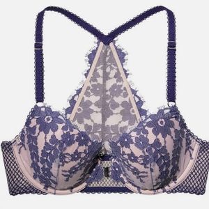 Women's Victoria's Secret demi angels bra 32D new